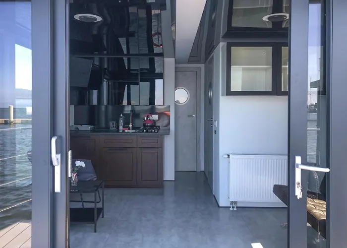 House In By The Waterfront