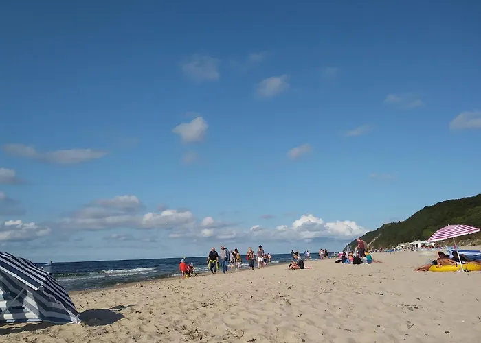 House In By The Waterfront Båthotell